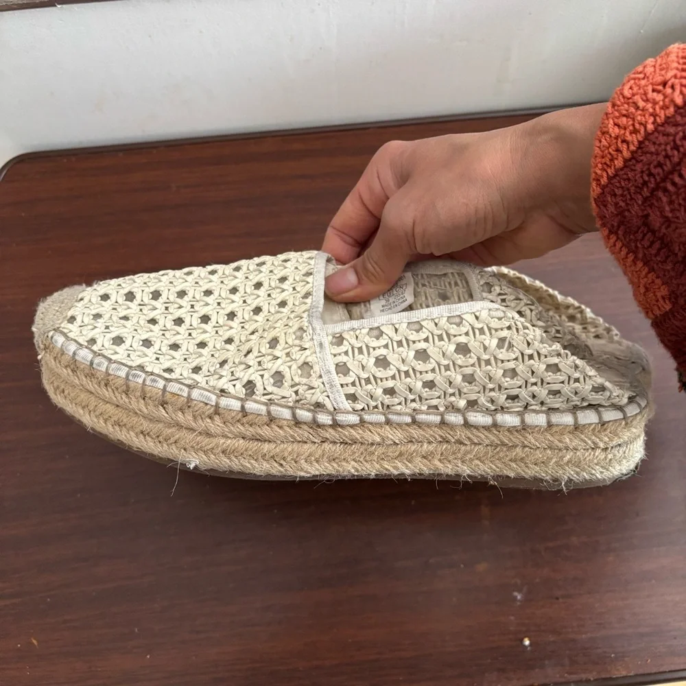 Zara slip on shoes espadrilles Size 8
